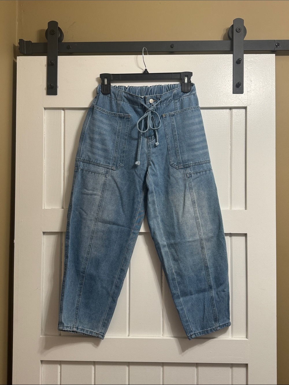 Relaxed Light Blue Women's Denim barrel jeans - Drawstring Waist